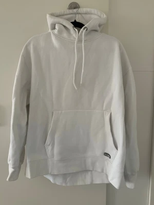 Baggy Hoodie  - Baggy hoodie från Pull & Bear, storlek M