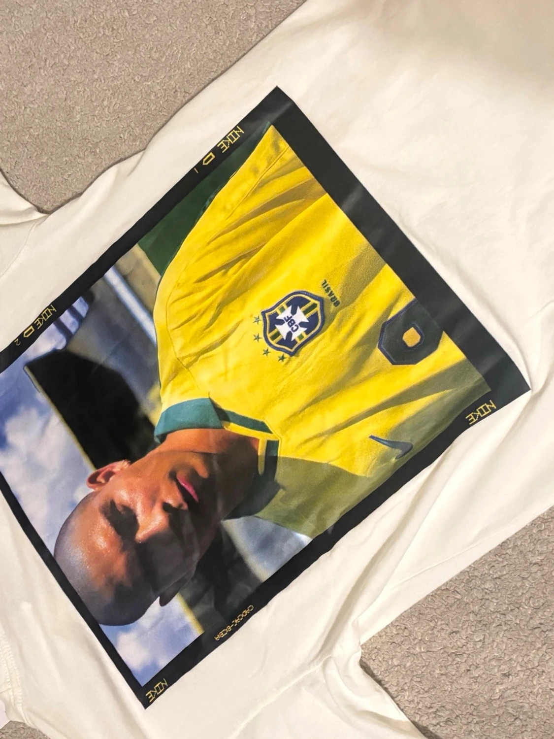 Vit R9 t-shirt från dna NIKE - 2