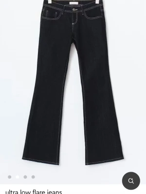 Gina jeans - Säljer mina jeans i storlek 36 tall, slutsålda. Trampat lite på dom. Säljer för dom är för stora