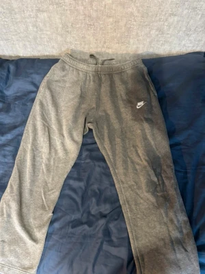 Nike byxor - Nike joggers  Very comfortable Size: L also fit m