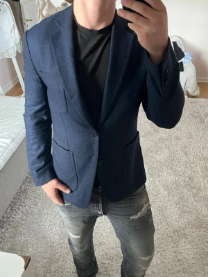J.Lindberg kavaj - J.Lindberg | Mycket bra skick | Size - 48 | passar dig runt 180-186 | Pris 499 | Hör av dig vid minsta fråga eller fundering📩