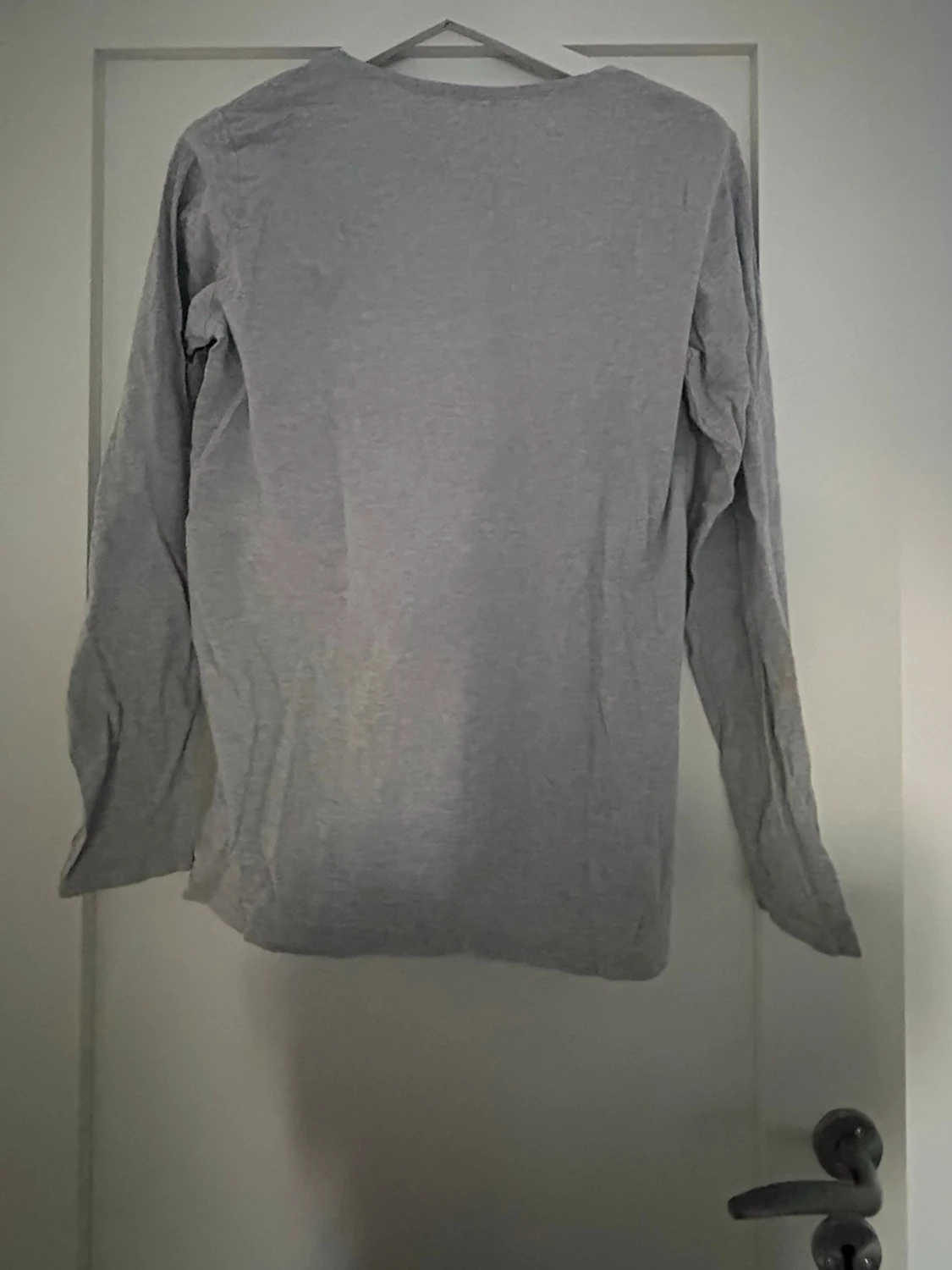 Grå långärmad topp från Basic - 2
