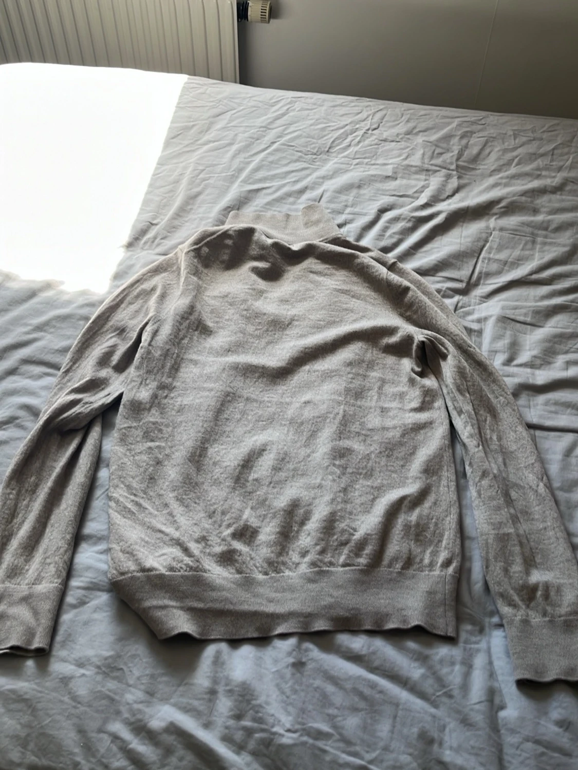 Beige stickad tröja från Brothers - 1