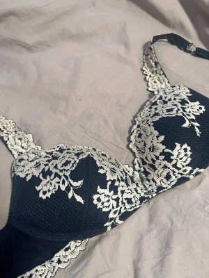 Intimissimi bh - Använder inte och är därför jag väljer att sälja. Väldigt bra skick och har inte använt så mycket. 
