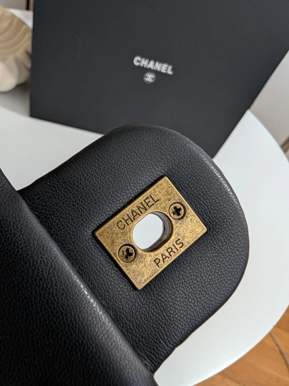 ChaneI 💎 Camellia Flap Bag. - 4