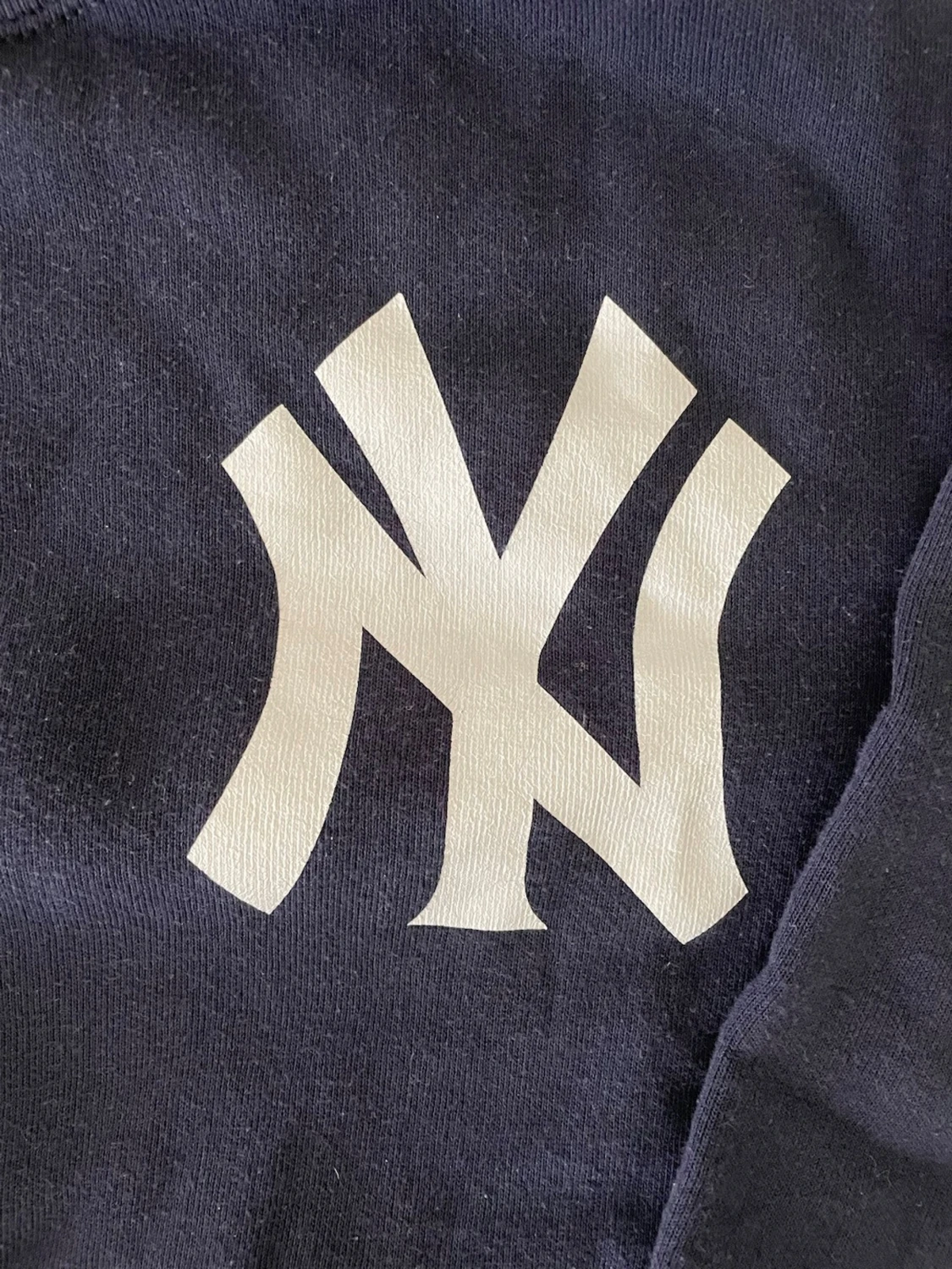 NY sweater - 1