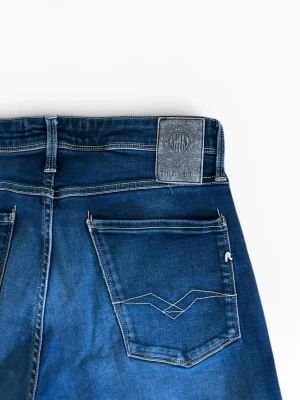 Replay anbass - Stilrena jeans perfekt inför sommaren! Skriv vid minsta intresse!