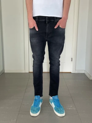 Dondup Jeans - Säljer nu dessa Dondup jeans, skriv för fler bilder/frågor🙌🏼