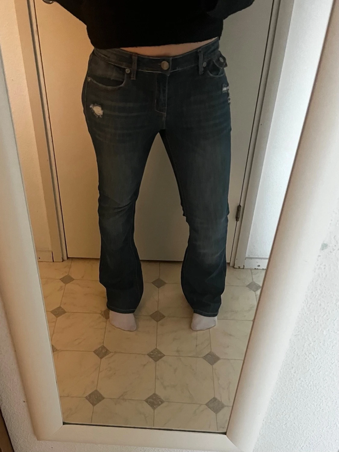 Mörkblå bootcut jeans lågmidjade med fickor - 6