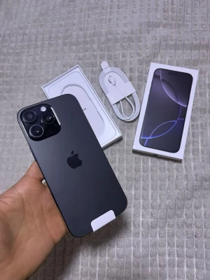 Iphone 16 pro Max  - Säljer 