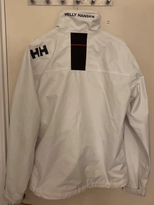 Helly Hansen seglarjacka - Sjukt snygg Helly Hansen seglar jacka i storleken L!