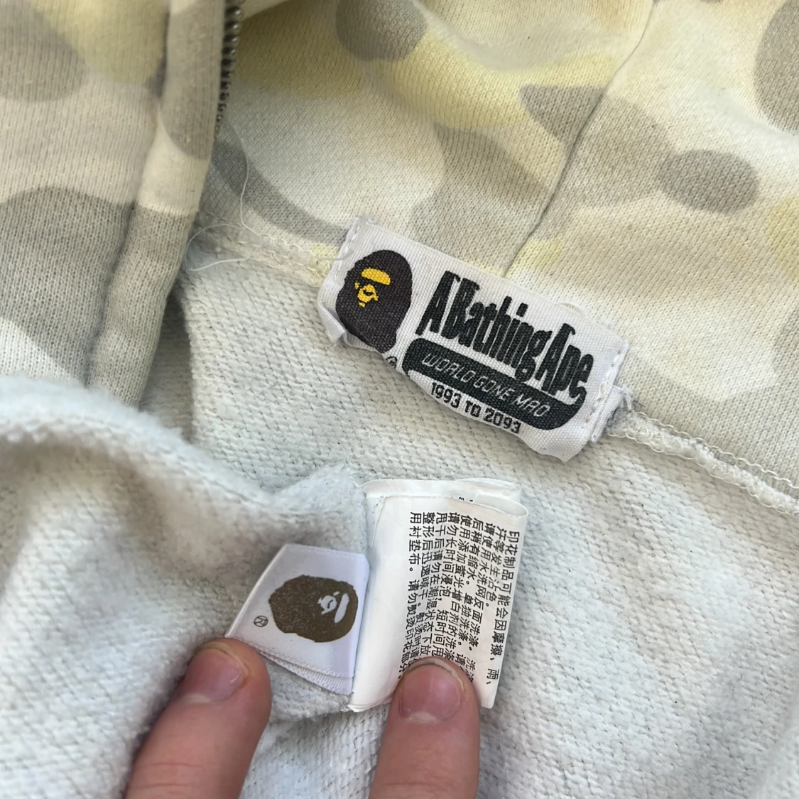 A BATHING APE camo shark-hoodie med dragkedja - 4