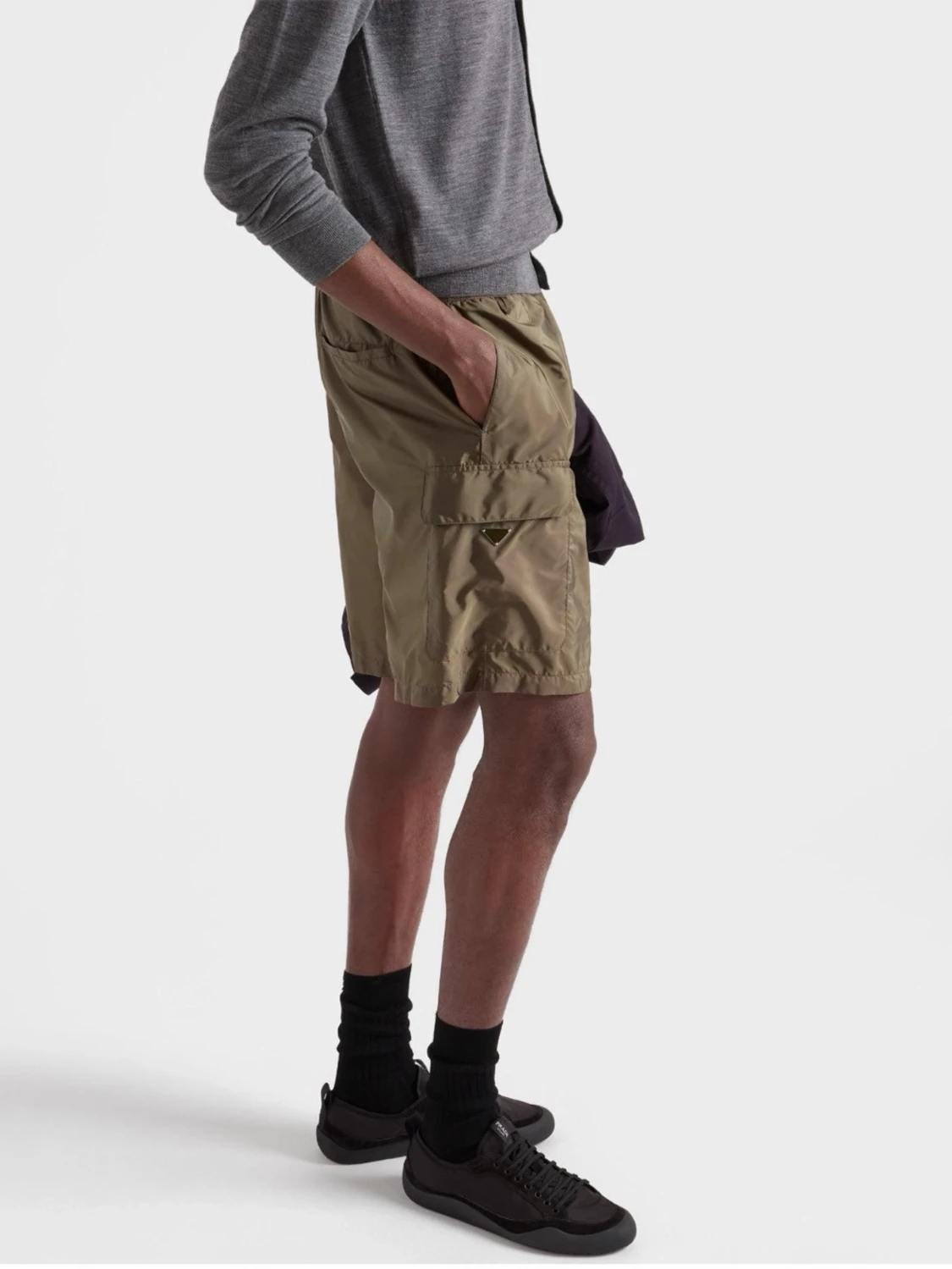 Olivgröna badshorts från Prada - 1