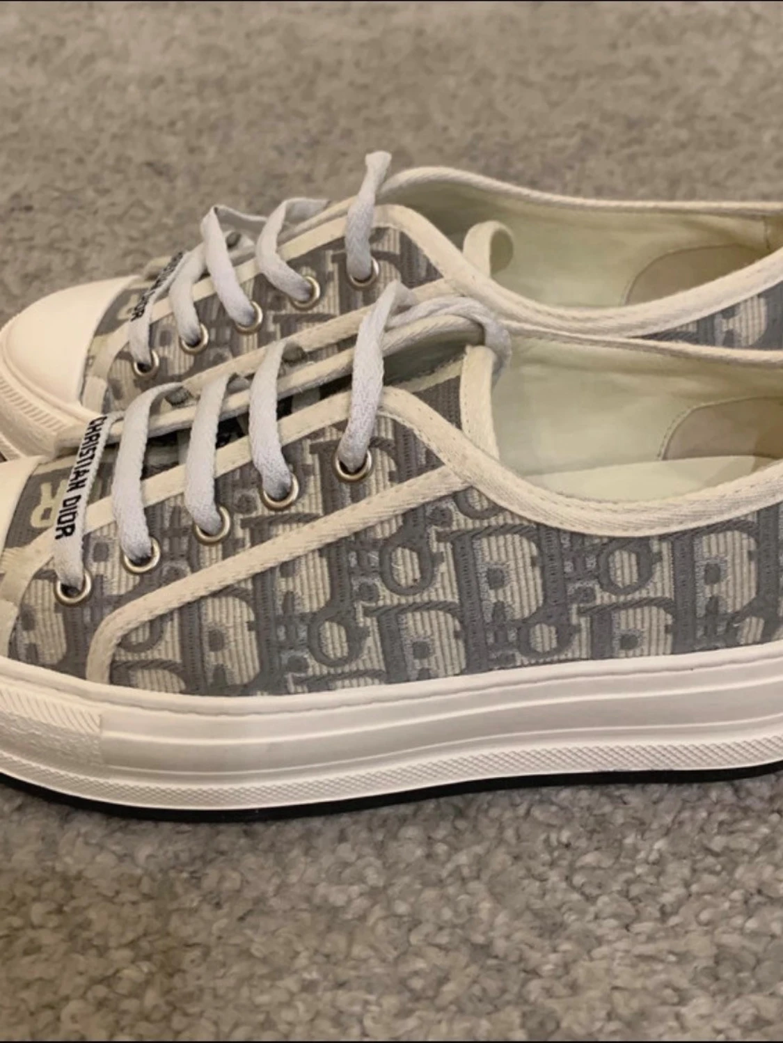 Märkes sneakers  - 1