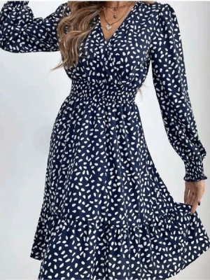 Klänning SHEIN  - Jätte fin klänning från SHEIN 