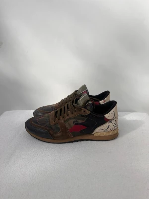Valentino Garavani Rockrunners - Storlek 43 | Multifärgad | Retail: ca 7000kr 