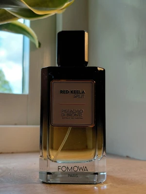 Red Keela split Pistachio Di Bronte - Säljer En Red Keela split Pistachio Di Bronte. Ungefär 95/100 ml kvar. Parfymen köpte jag hos You.se. Priset går att diskuteras🙂👍