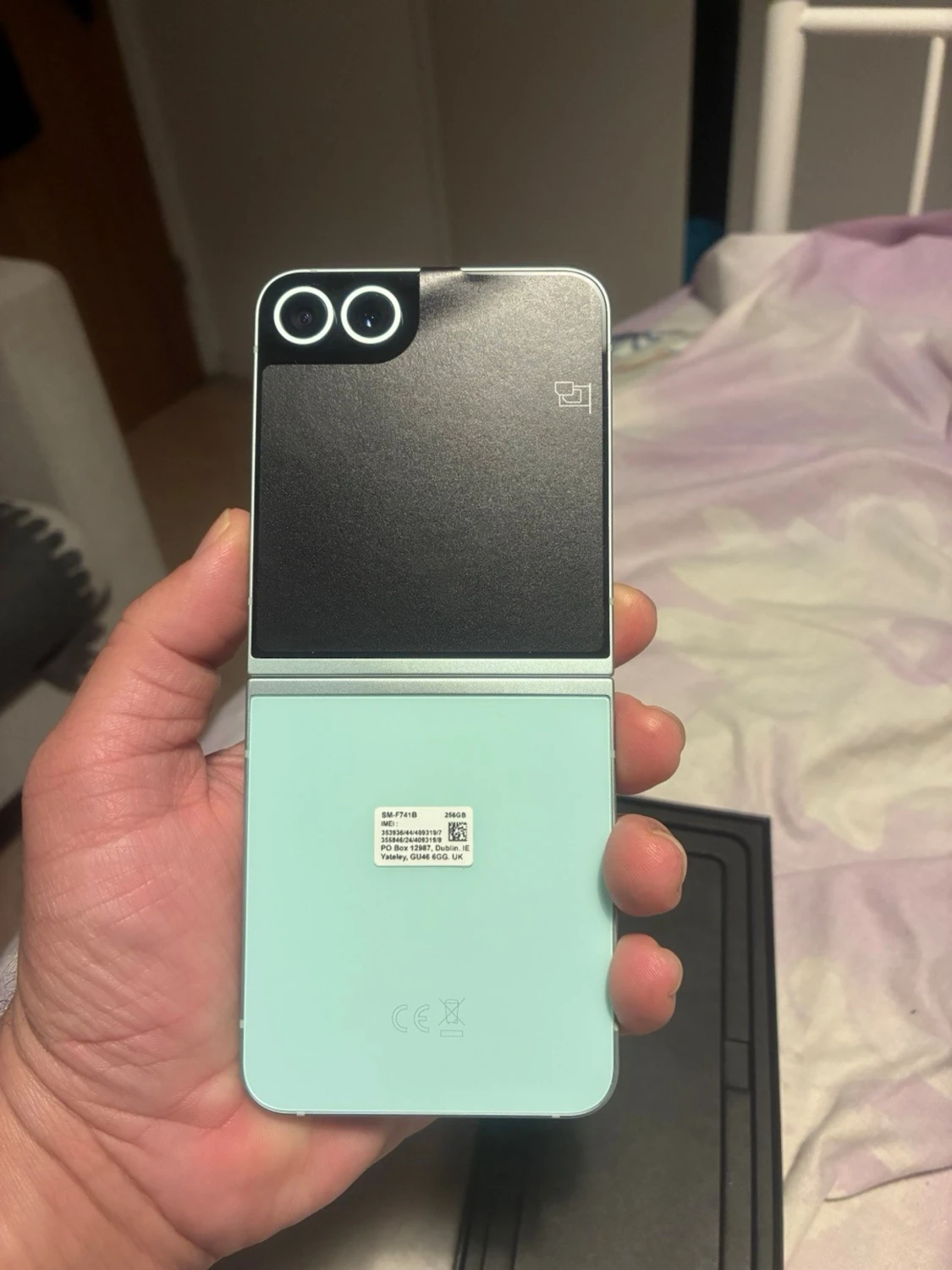 Samsung Galaxy Z Flip5 mintgrön