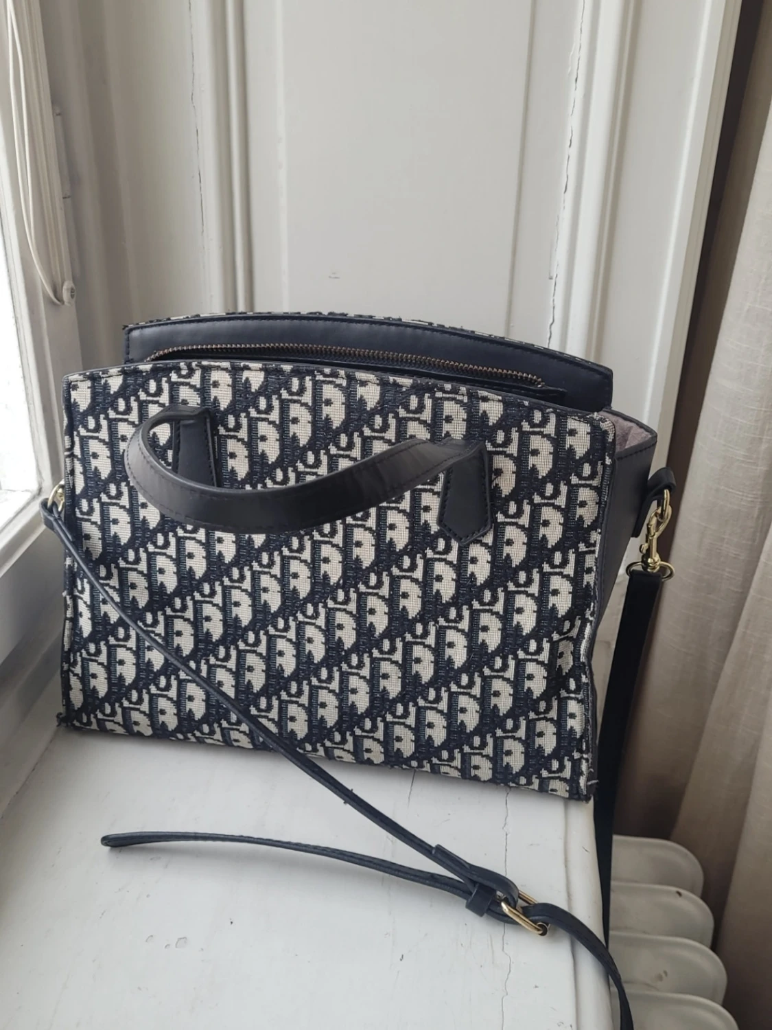 Urläcker handväska axelremsväska axelväska trend populär  - 4