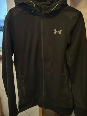 Under armour jacka  - Under armour jacka 