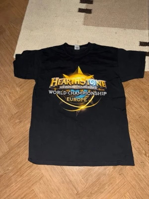Hearthstone World Championship t-shirt - Found this in my brothers wardrobe after he moved out