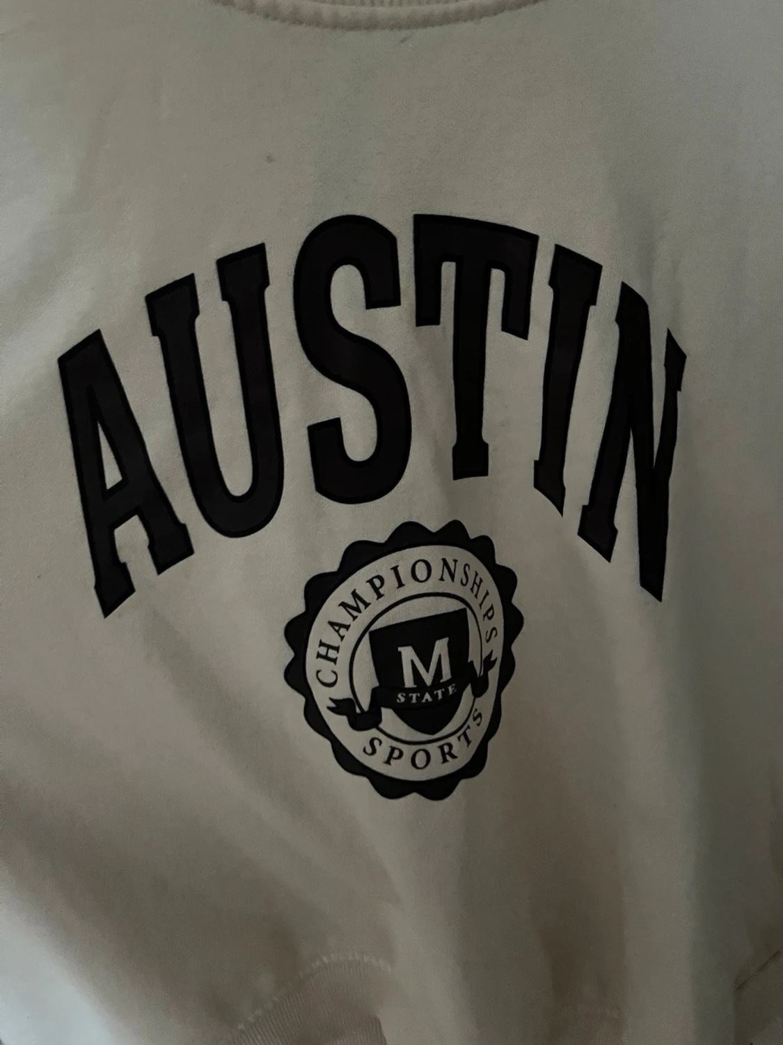 Beige sweatshirt med Austin-tryck - 2
