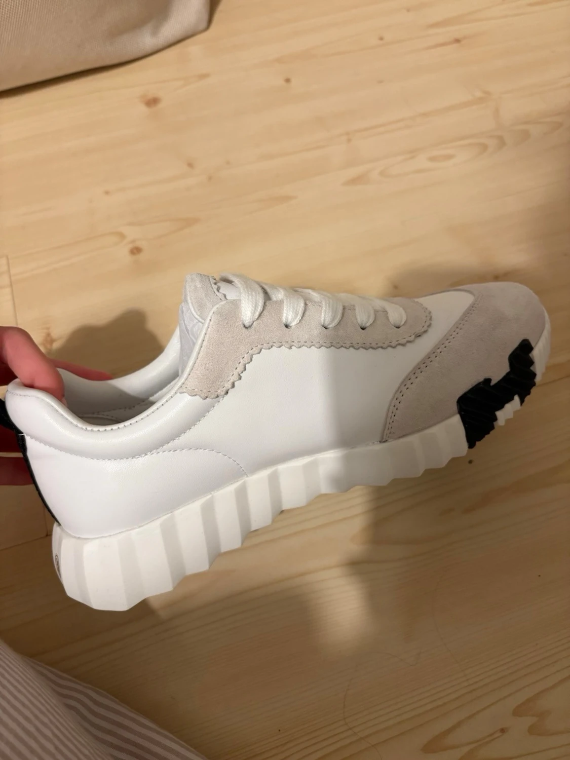 Sneakers  - 1
