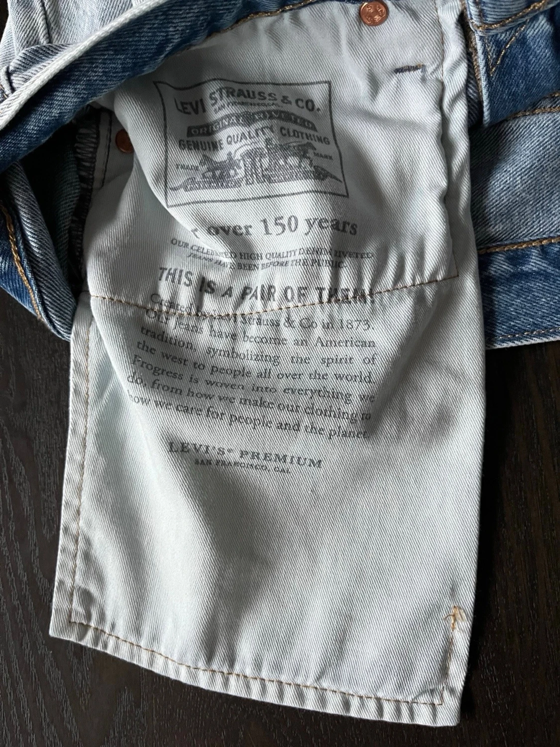 Helt nya ljusblåa Levis jeans   - 5