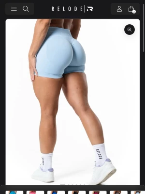  (Relode) ljusblå träningstights-shorts - Säljer ett par träningstights-shorts från Relode. Storlek XS, säljer då dom var för små för mig. Perfekta för gymmet eller andra träningspass.