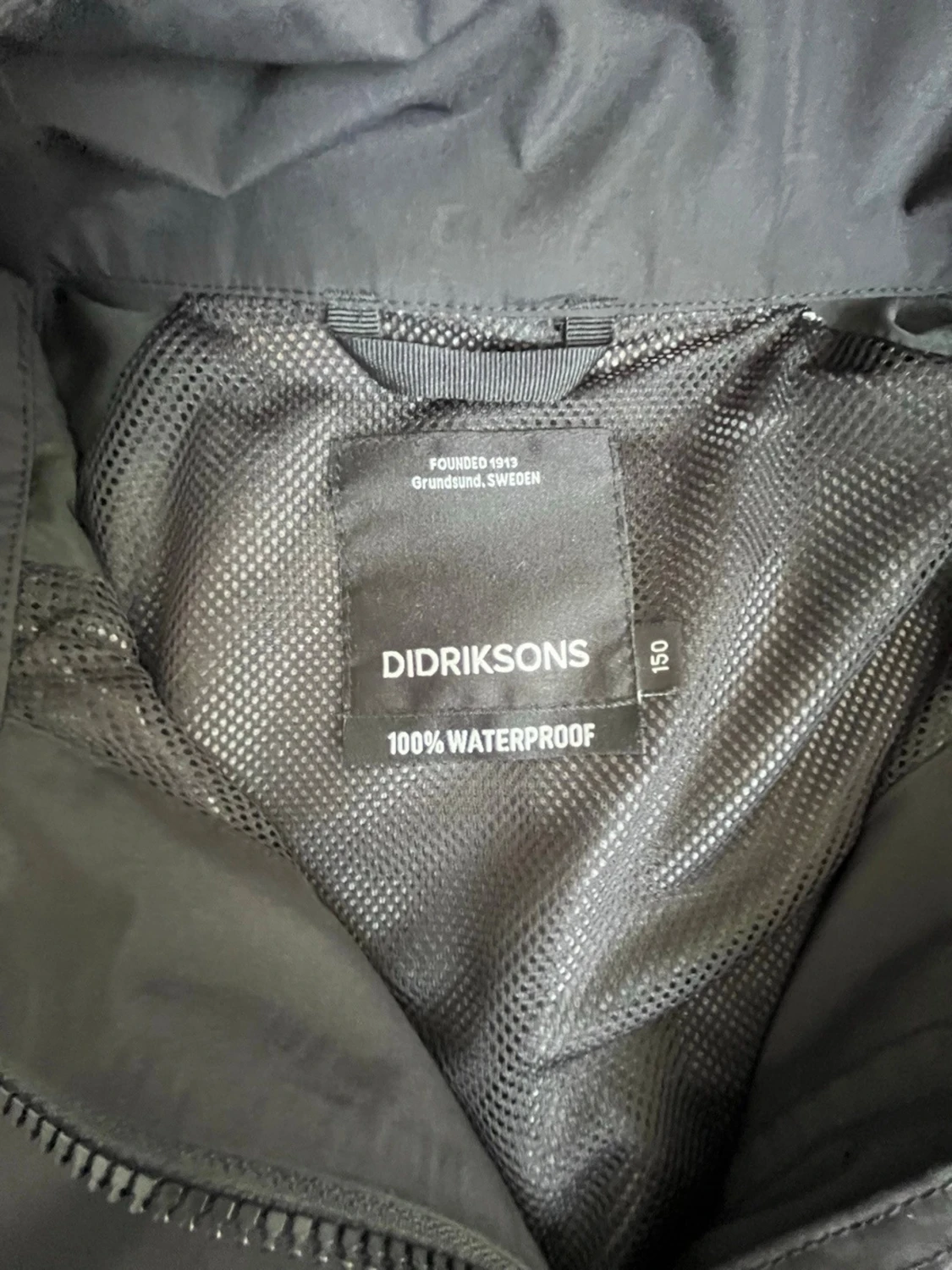 Svart regnjacka från Didriksons - 2