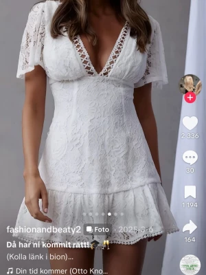 Söker studentklänning - Söker denna klänning i Xs/S