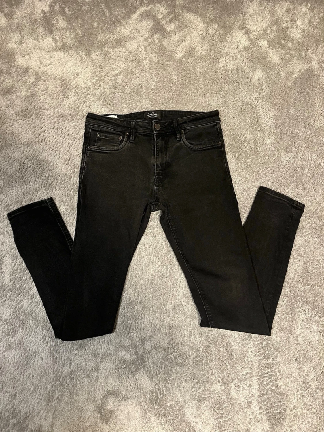 Jack and Jones jeans svarta slim  - 2