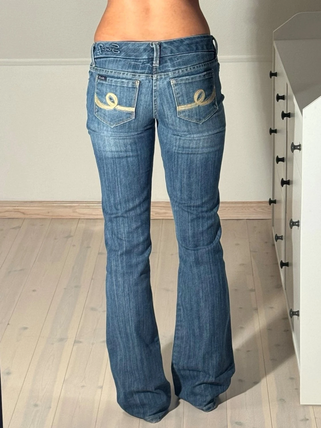 Low bootcut jeans  - 3