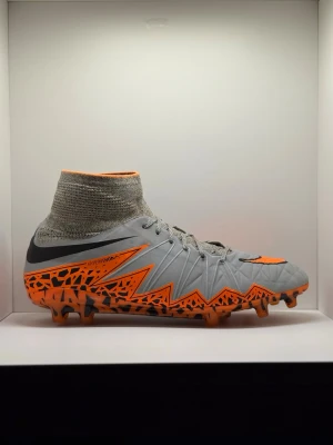 Nike Hypervenom 2 - Nike Hypervenom phantom 2 FG “Wolf Grey”🐺  Size- 8.5 US/ 42 EU 🇪🇺   Condition- 9.5/10