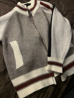 Jaded London  - Jaded London tröja som jag köpt på alias! Bara testad 🔥