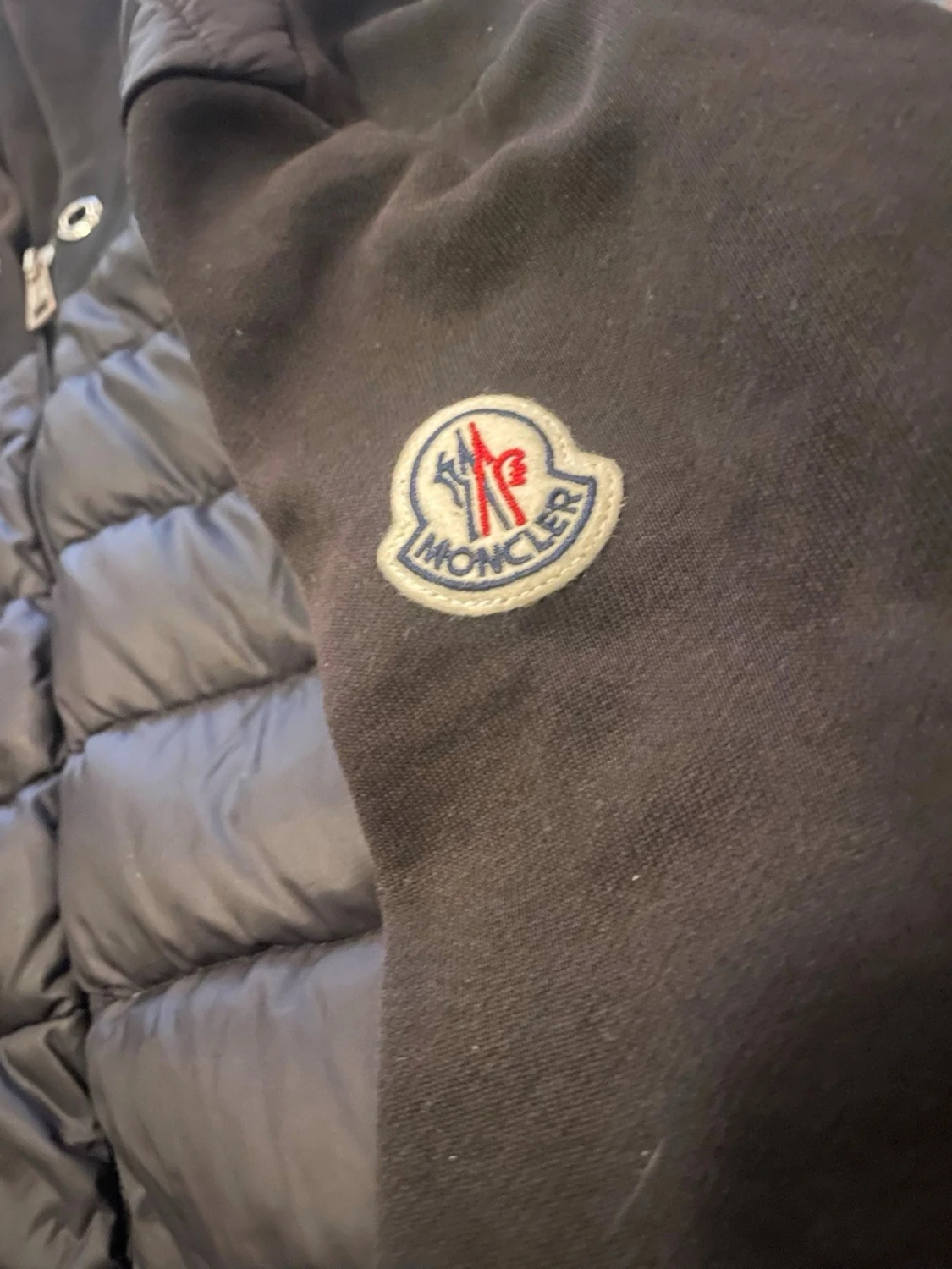 Svart pufferjacka med huva - 3