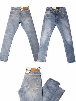 Helt nya tiger of Sweden jeans  - Nya tiger of Sweden jeans i modell pistolero som är en rak modell.                            storlek 30/36 med mått l 112cm och w 40.      Priset för de nya är runt 1200 och mitt är 500 men det kan diskuteras. Skulle säga att det passar allt från folk som har storlek 32-36 i L 