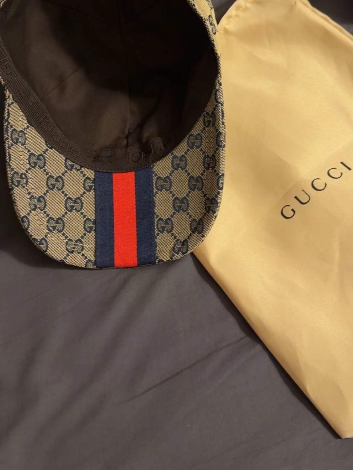 Gucci beige keps med GG-mönster - 4