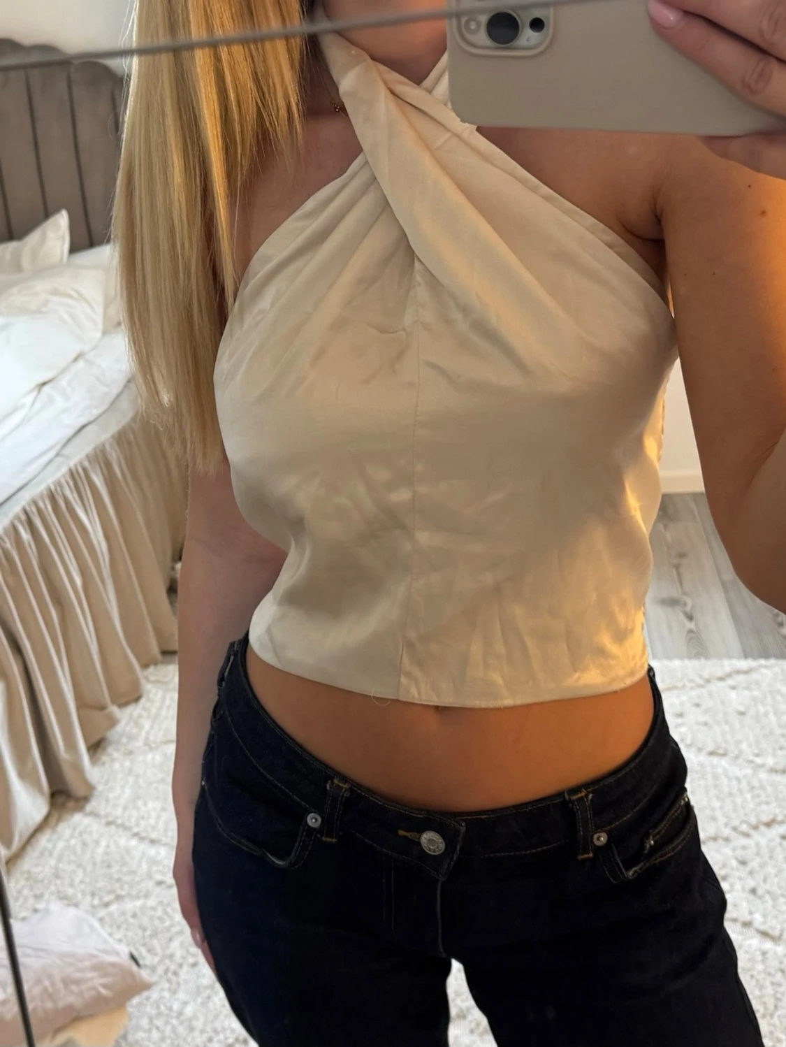 Beige omlott halterneck topp