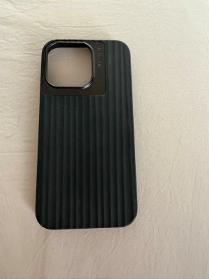 Nudient iphone skal - Nudient iphone skal till 13 pro/13 Aldrig använd