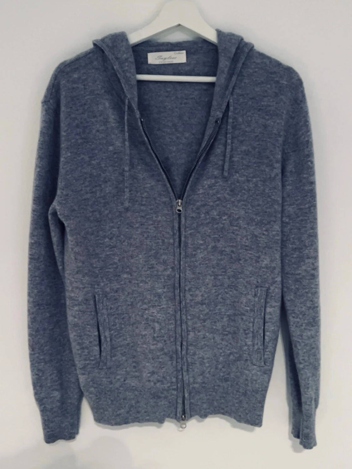 Grå Kashmir zip-hoodie från sayless