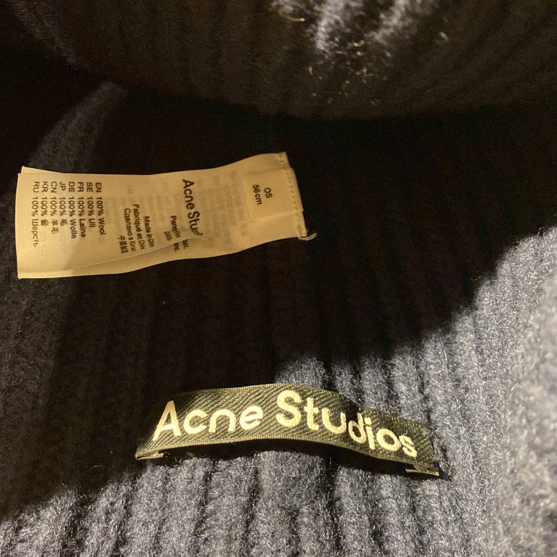 Acne mössa - 91