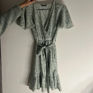 Klänning storlek S - Klänning storlek S bra skick