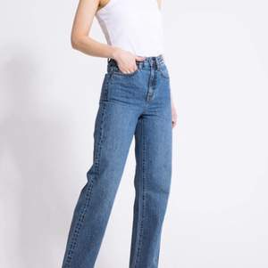 Säljer nu dessa fina jeans från lager 157 i xs,men skulle säga att de passar ungefär 32/34
