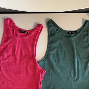 Linne från Zara - Två croppade linnen från Zara i jättefina färger, kommer tyvärr inte till användning. Kan skicka fler bilder privat 😊 storlek L men de är såpass croppade att det känns som S. Köp en för 50 kr eller båda för 80 kr