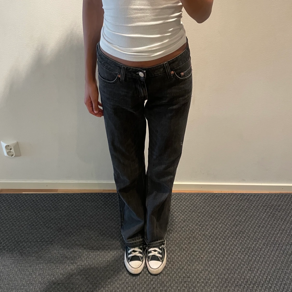 Weekday Arrow Jeans - 90