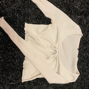 Topp/tröja - En topp/ tröja från SHEIN 