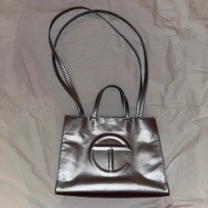 Telfar medium silver bag - 🫧