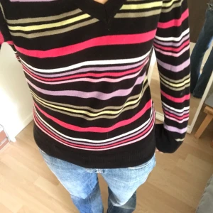 Tröja  - Skön randig tröja från Lindex köpt second hand