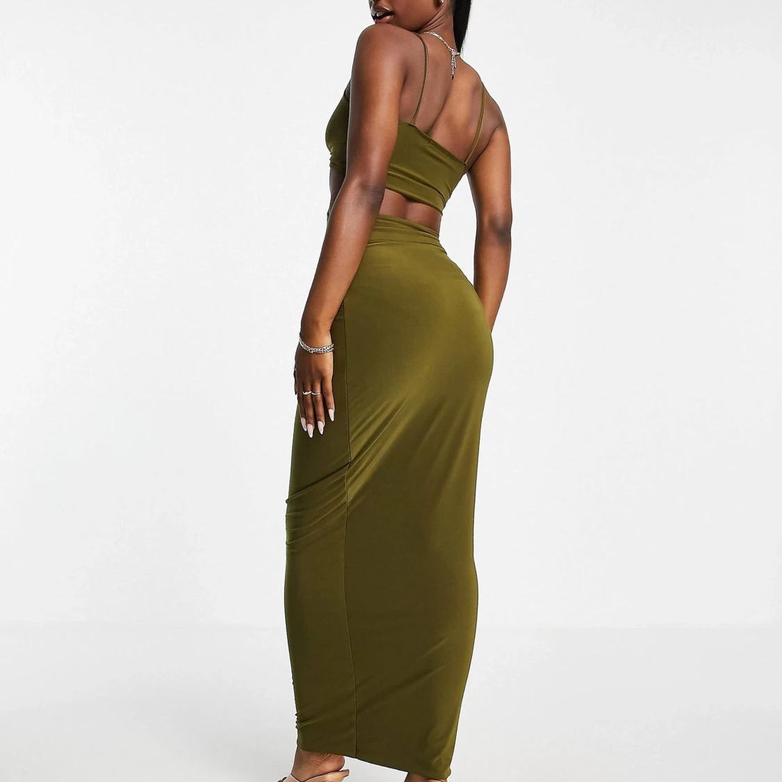 Olivgrön klänning  - 91